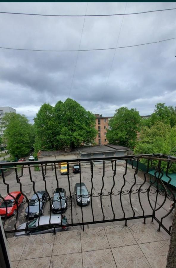 Затишні Апартаменти В Центрі Rivne Extérieur photo