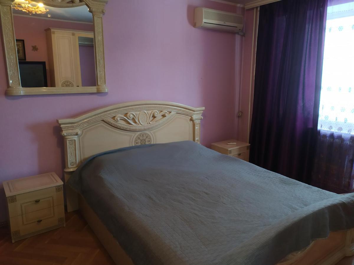 Затишні Апартаменти В Центрі Rivne Extérieur photo